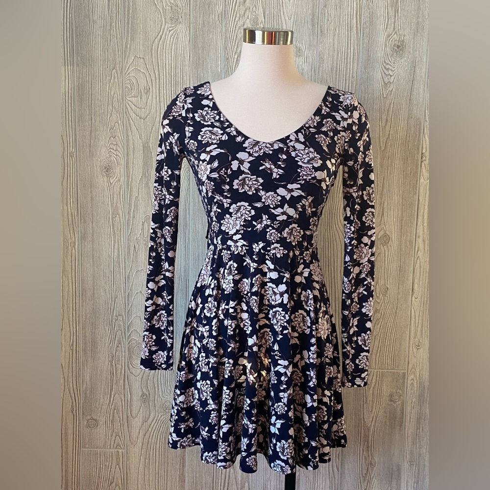 Aeropostale long sleeve dress size XS